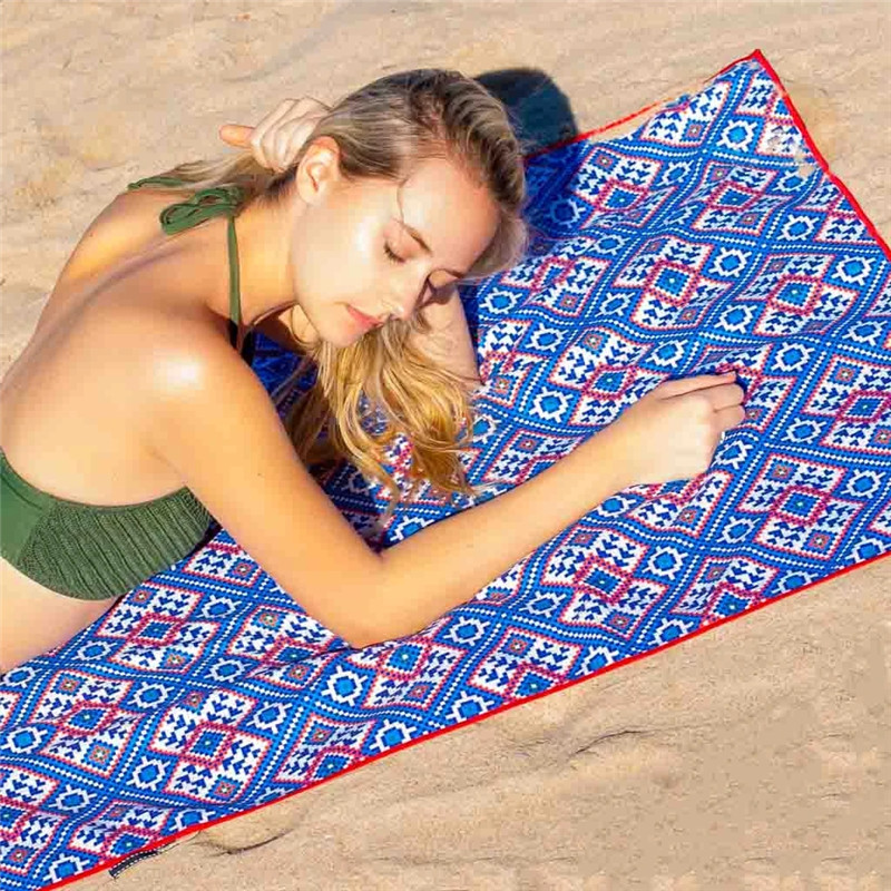 absorbent beach towel